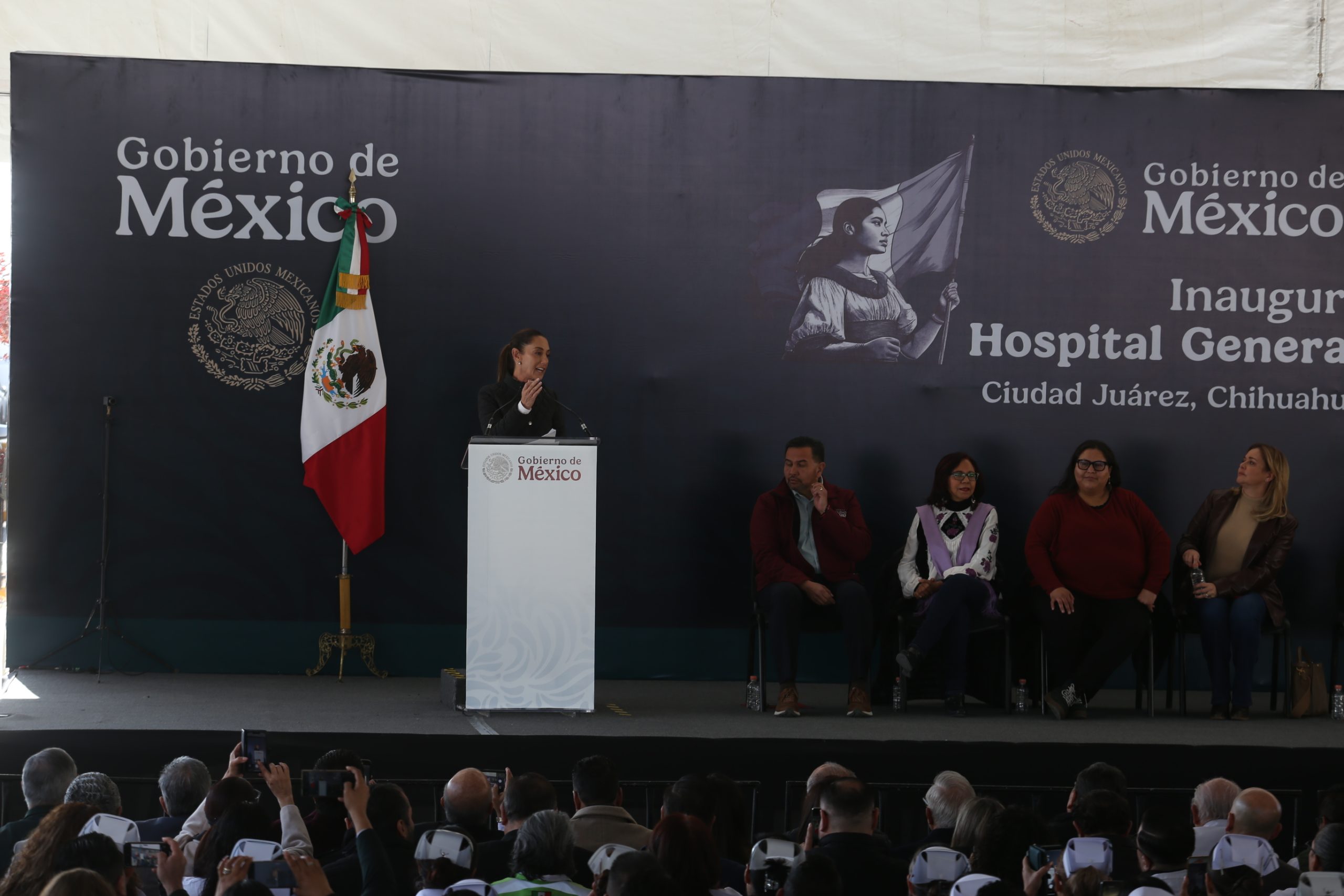 Claudia sheinbaum inaugura el hospital más equipado de chihuahua en ciudad juárez
